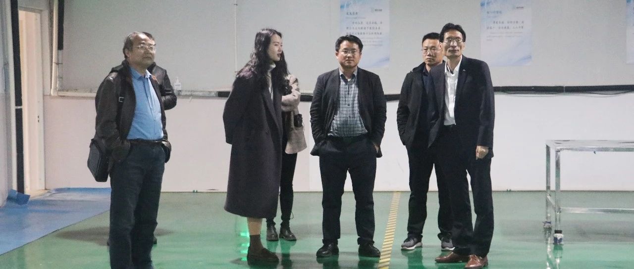 東營市廣饒縣中醫院黨總支書記、院長王景峰參觀考察日照市國濟尚領醫院管理服務有限公司